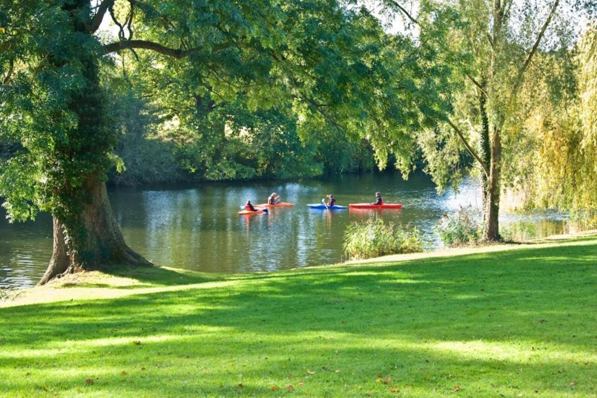 Serene Getaway Apartments Maidstone Bagian luar foto